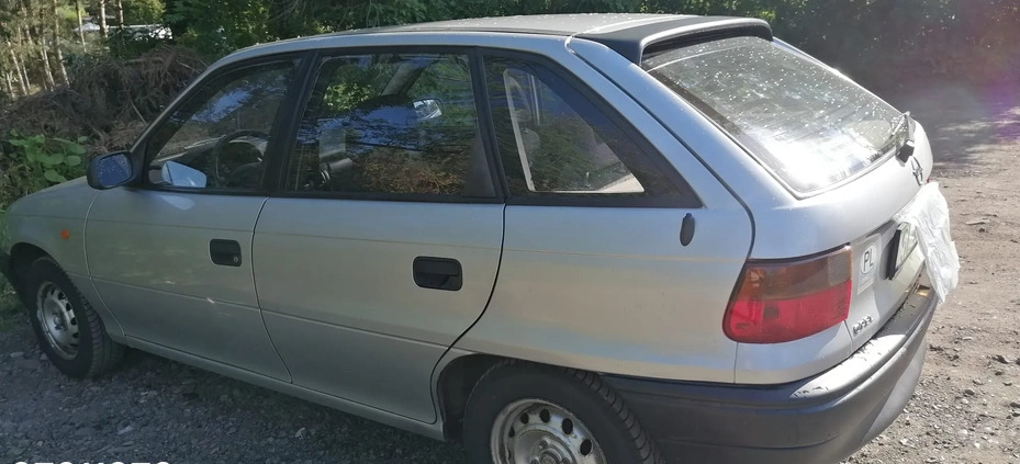 Opel Astra cena 3500 przebieg: 115300, rok produkcji 1999 z Brześć Kujawski małe 277